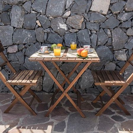 San Borondon Guest House Alojera Екстериор снимка