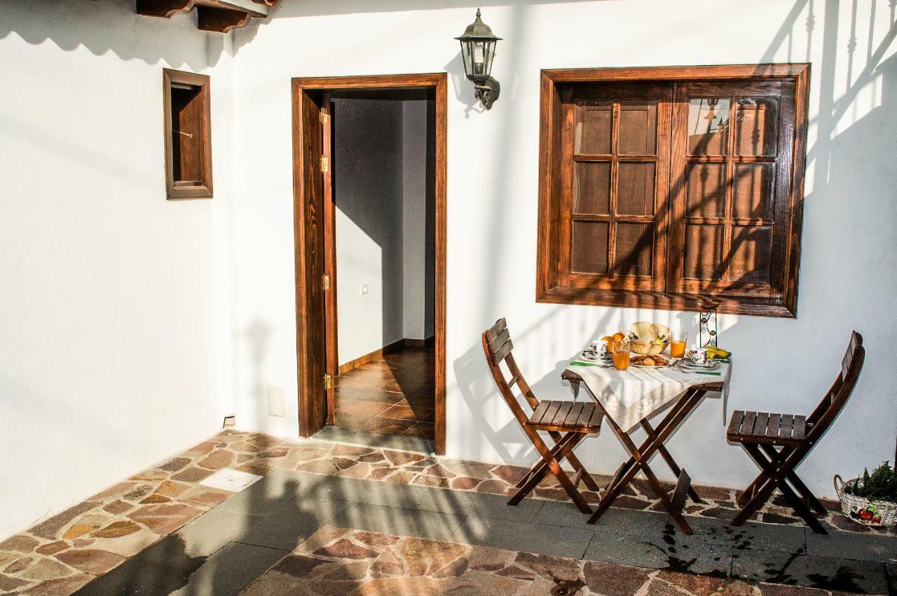 San Borondon Guest House Alojera Екстериор снимка