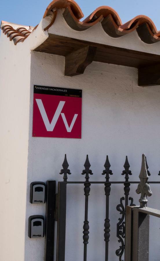 San Borondon Guest House Alojera Екстериор снимка