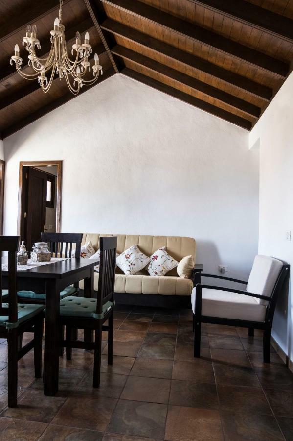 San Borondon Guest House Alojera Екстериор снимка